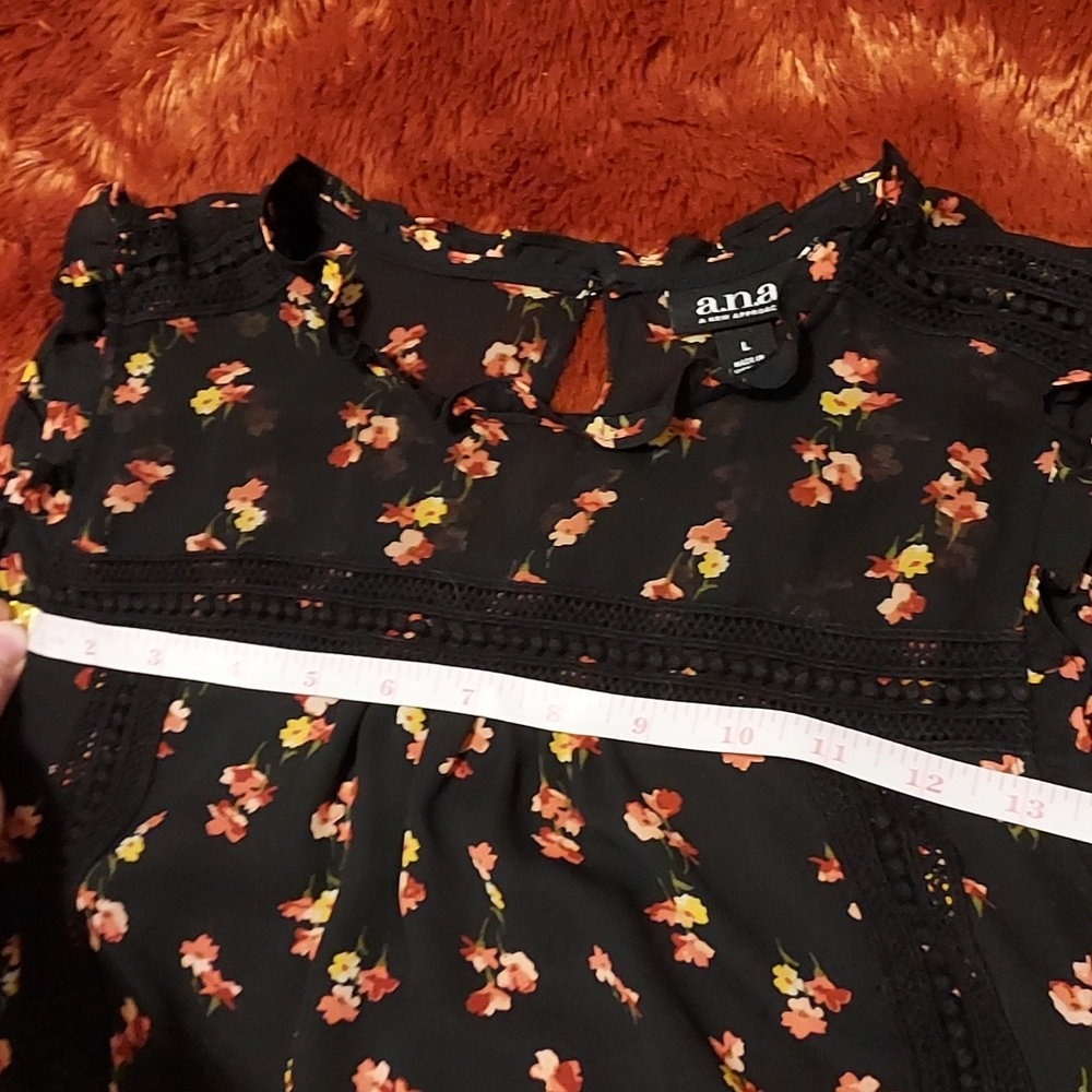 a.n.a. Sleeveless Floral Blouse - Picture 11 of 11